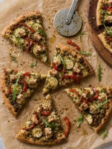 Read more about the article Herby Chicken Pesto Pizza